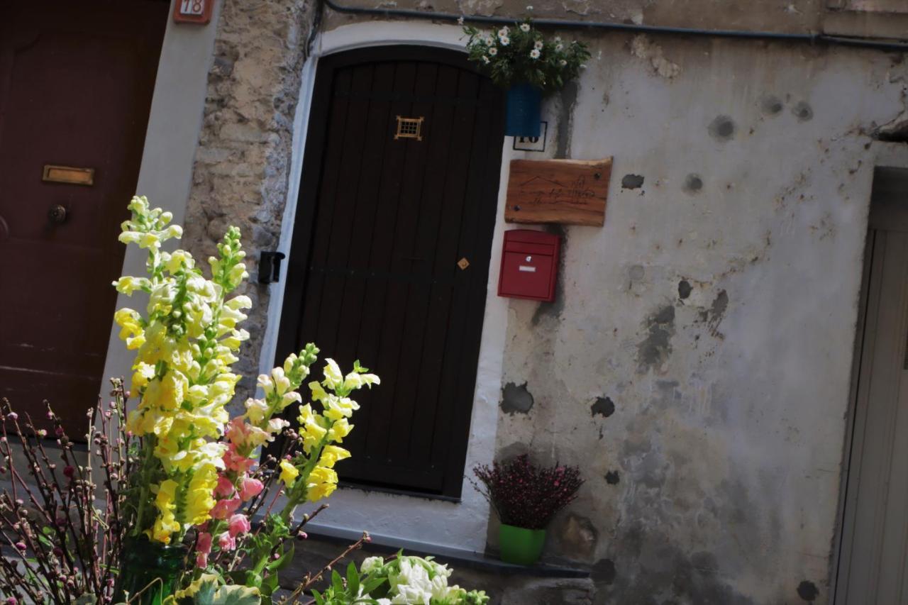 ドルチェアックア La Casa Degli Alberiヴィラ エクステリア 写真
